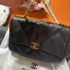 Black Leather Shoulder Bag with Gold Chain